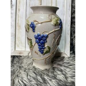 Peint Main Hand Made Art Pottery Glazed‎ With Grape Vine's Tall Vase